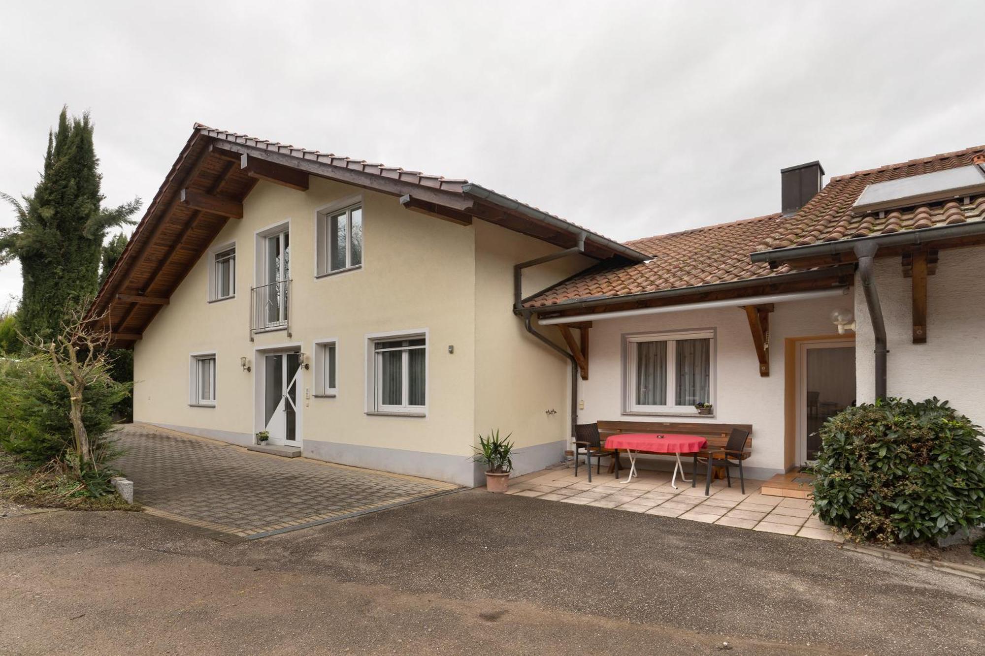 Weingut Ringwald Lägenhet Herbolzheim Exteriör bild